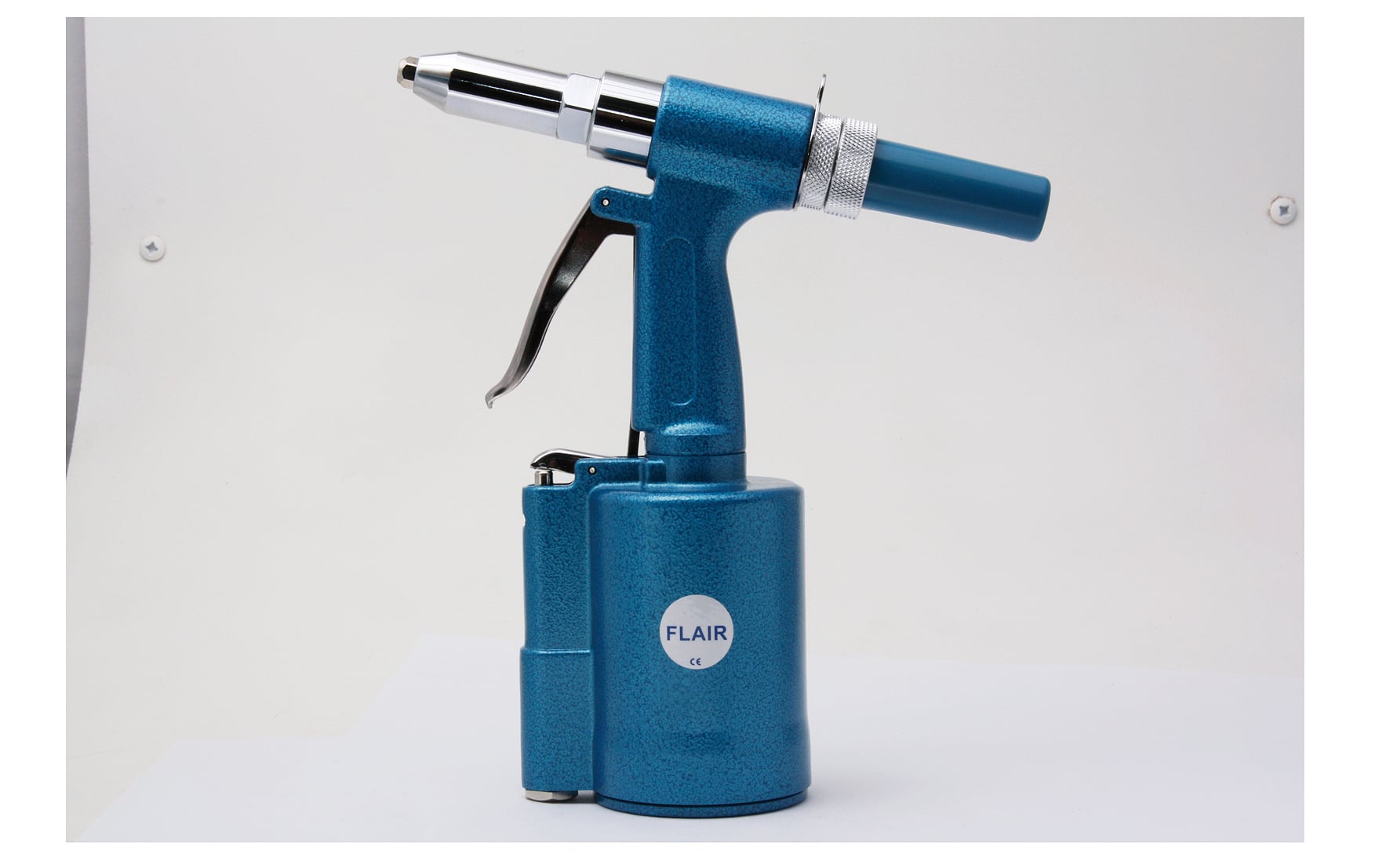 Trykluft Blindnittepistol For Nitter         Mm